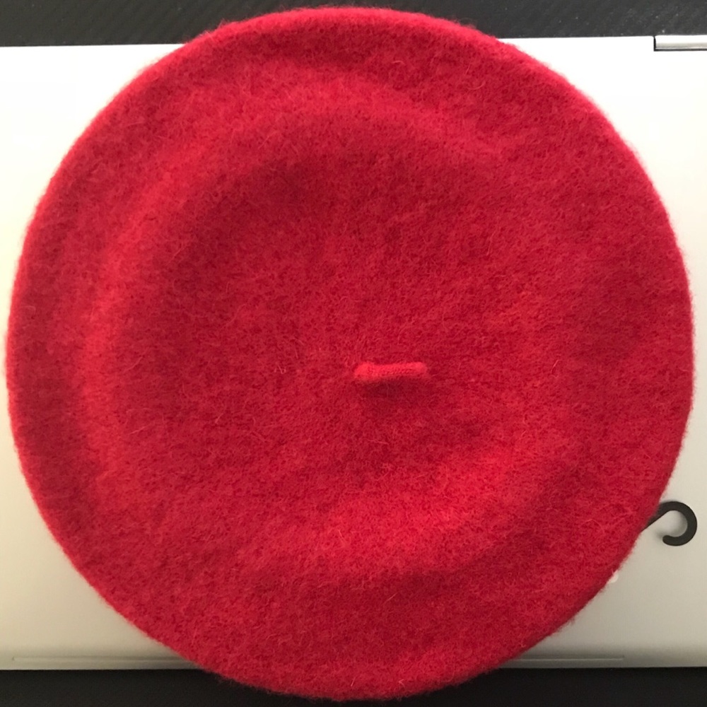 🆕5⭐️Adorable French Knit Beret - Picture 6 of 7